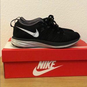Women Nike Flyknit Lunar 2